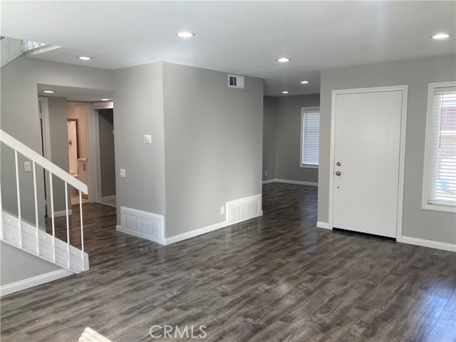 24845 Lagrima, Mission Viejo CA: https://media.crmls.org/medias/ca2a9bd2-5492-4a32-9c6a-1302766dbf22.jpg