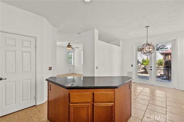 29513 Blake Way, Canyon Country CA: https://media.crmls.org/medias/ca2b7cd7-7093-402a-83e1-f72e2c914c74.jpg