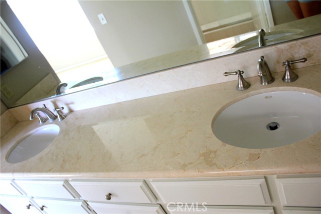 Detail Gallery Image 12 of 29 For 8380 Galaxy Cir, Buena Park,  CA 90620 - 4 Beds | 2/1 Baths