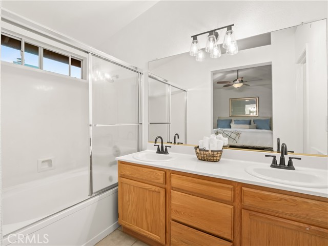 Detail Gallery Image 24 of 29 For 2725 Beverly Ave, Clovis,  CA 93611 - 3 Beds | 2 Baths
