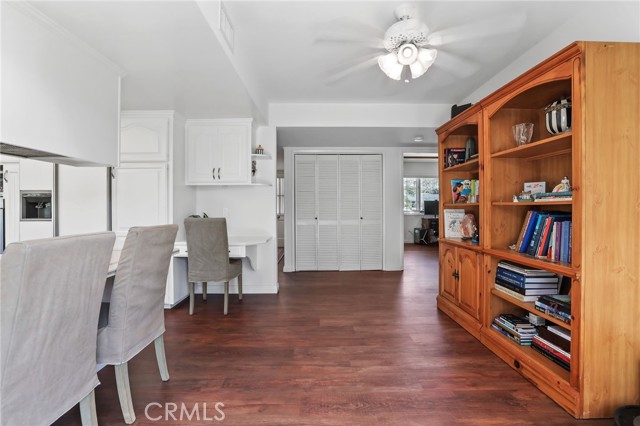 3122 Ruth Elaine Drive, Rossmoor CA: https://media.crmls.org/medias/ca2cdb9c-1dc5-40ca-8acd-7634e8598169.jpg
