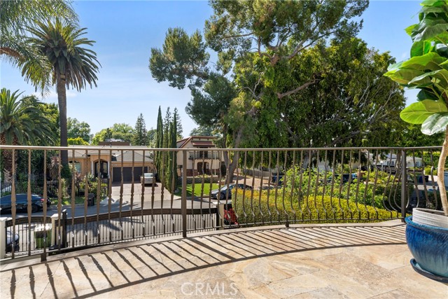 Detail Gallery Image 28 of 39 For 4818 Lemona Ave, Sherman Oaks,  CA 91403 - 5 Beds | 6 Baths
