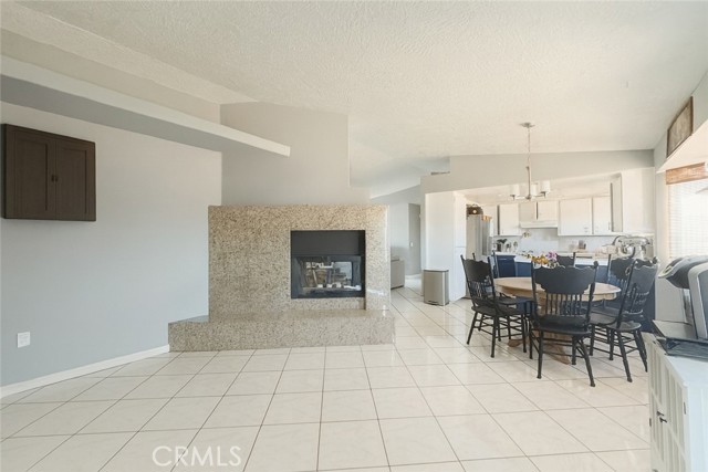 14112 Pacoima Court, Victorville CA: https://media.crmls.org/medias/ca2dab8e-f96c-424d-b6ae-01e9be779327.jpg