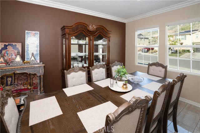 Detail Gallery Image 9 of 64 For 21047 Iron Rail, Riverside,  CA 92507 - 5 Beds | 2/1 Baths