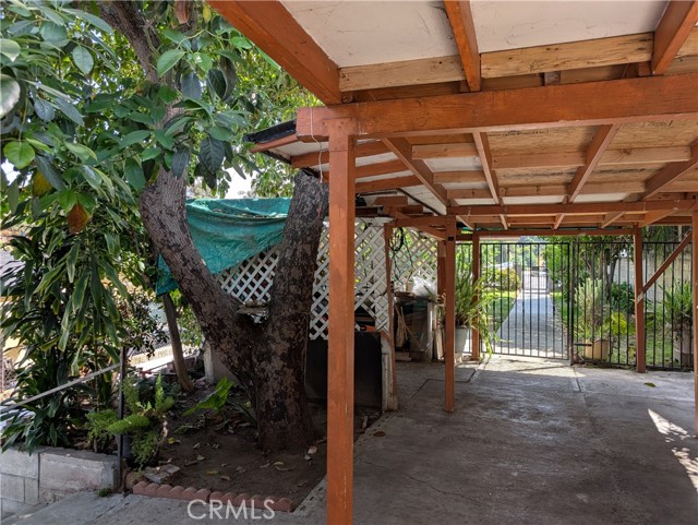 3231 Inez Street, Los Angeles CA: https://media.crmls.org/medias/ca2e4837-94d7-452d-8a11-d42690c6ac6a.jpg