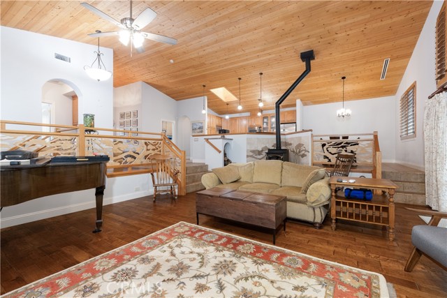 Image 16 of 70 For 9914 Flyrod Drive