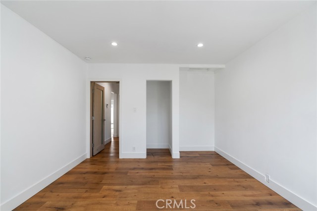 Detail Gallery Image 29 of 54 For 6015 Laurelgrove, North Hollywood,  CA 91606 - 5 Beds | 5 Baths