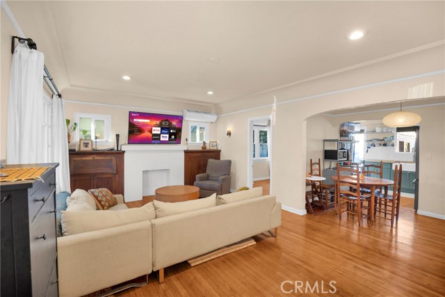 Detail Gallery Image 14 of 54 For 225 E 56th St, Long Beach,  CA 90805 - 3 Beds | 2 Baths