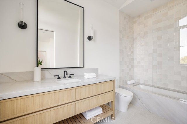 Detail Gallery Image 28 of 41 For 24341 Rolling View Rd, Hidden Hills,  CA 91302 - 7 Beds | 9/2 Baths