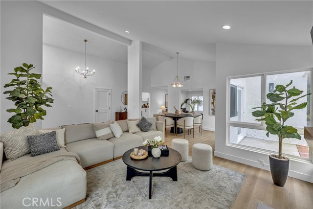 Image 7 of 50 For 20441 Whitetree Circle