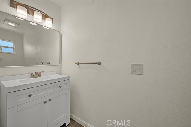 Detail Gallery Image 17 of 26 For 12773 Island Cir, Clearlake Oaks,  CA 95423 - 3 Beds | 1/1 Baths