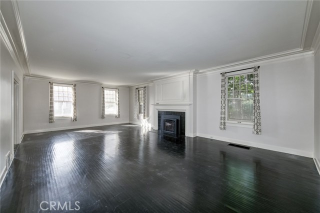 Detail Gallery Image 6 of 61 For 605 E Home Ave, Fresno,  CA 93728 - 5 Beds | 4/1 Baths