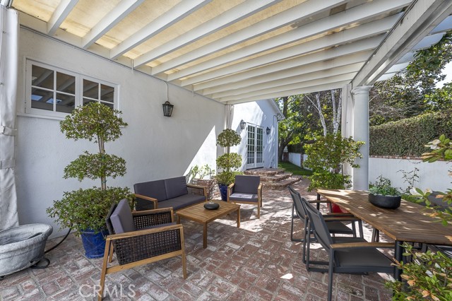 Detail Gallery Image 34 of 38 For 15253 Sutton St, Sherman Oaks,  CA 91403 - 3 Beds | 2/1 Baths