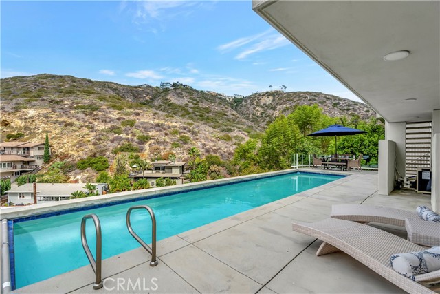 Detail Gallery Image 65 of 68 For 553 Temple Hills Dr, Laguna Beach,  CA 92651 - 5 Beds | 4/1 Baths