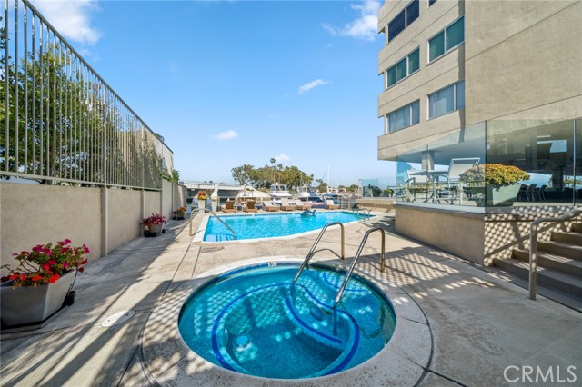 Detail Gallery Image 30 of 40 For 611 Lido Park Dr 5a,  Newport Beach,  CA 92663 - 2 Beds | 2 Baths