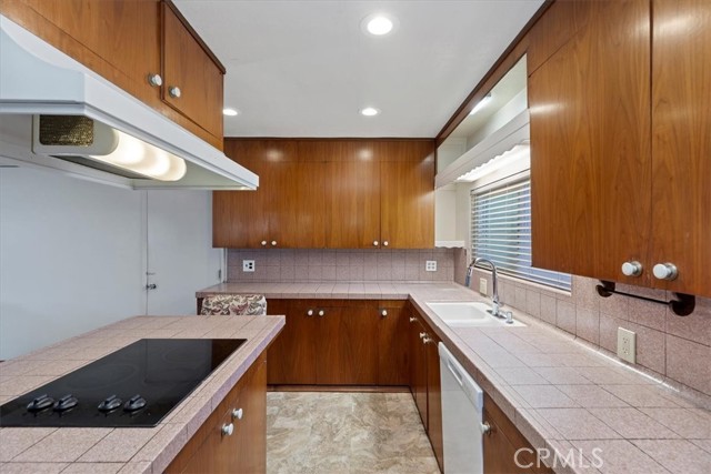 Detail Gallery Image 16 of 45 For 2122 W Harle, Anaheim,  CA 92804 - 4 Beds | 2 Baths