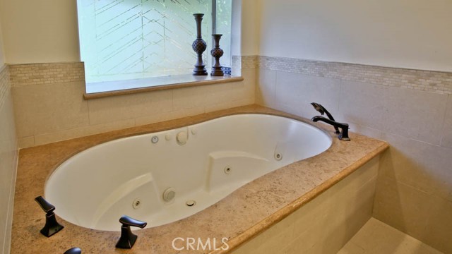 Detail Gallery Image 39 of 50 For 4461 Stern Ave, Sherman Oaks,  CA 91423 - 5 Beds | 4/1 Baths