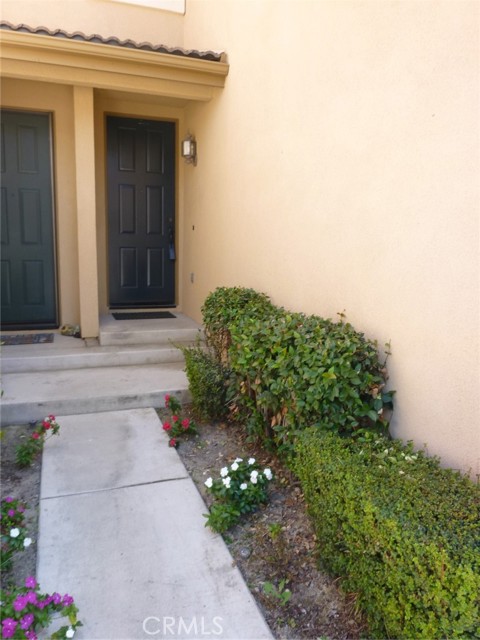 Detail Gallery Image 3 of 46 For 141 Trofello Ln, Aliso Viejo,  CA 92656 - 2 Beds | 2/1 Baths