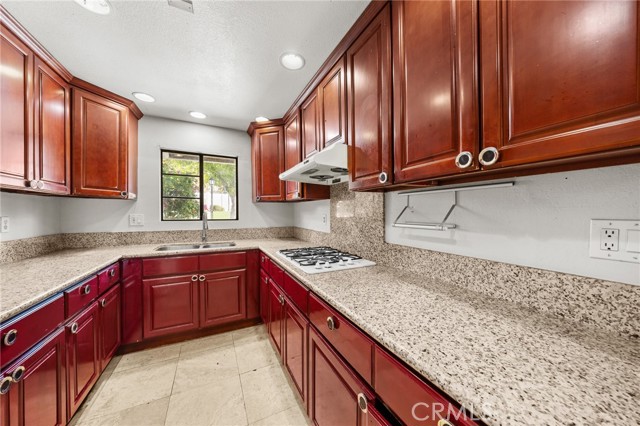 172 Greenbriar Lane photo 7