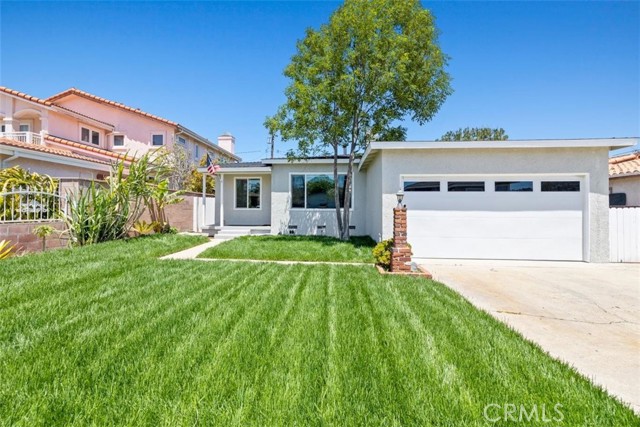 2603 Grand Summit Road, Torrance, California 90505, 3 Bedrooms Bedrooms, ,1 BathroomBathrooms,For Sale,Grand Summit,PV22102356