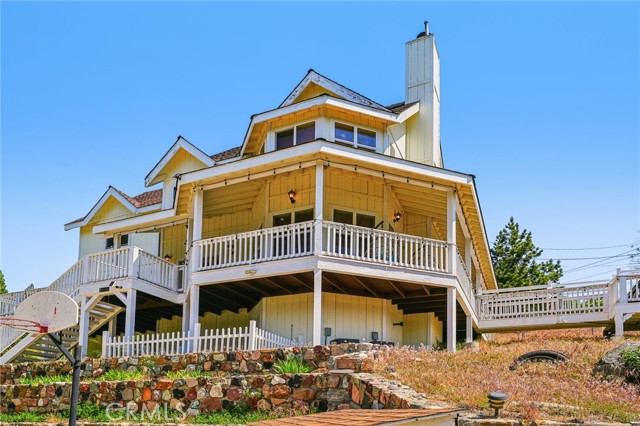 29450 Piney Lane, Cedar Glen CA: https://media.crmls.org/medias/ca35d40b-536b-4ffe-bfdb-75c544248f4f.jpg