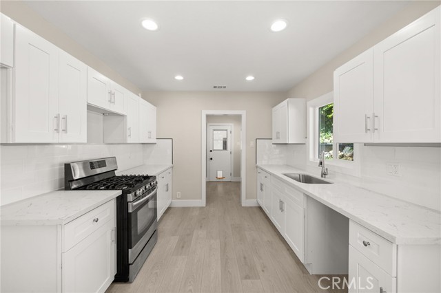 709 E 9th Street, Pomona CA: https://media.crmls.org/medias/ca35eeb1-1b5a-43d0-a090-4eea45c514a9.jpg