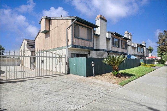 Detail Gallery Image 17 of 18 For 5307 N Barranca Ave #I,  Covina,  CA 91722 - 2 Beds | 2 Baths