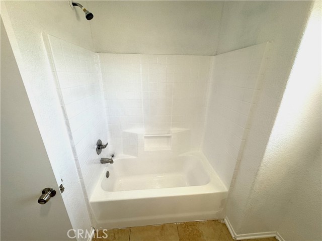 Detail Gallery Image 19 of 26 For 2709 E Avenue J4, Lancaster,  CA 93535 - 5 Beds | 2/1 Baths