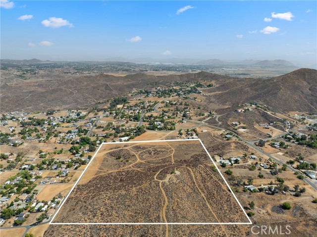 Detail Gallery Image 3 of 56 For 34104005 Palm Dr, Menifee,  CA 92587 - – Beds | – Baths