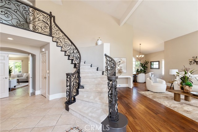 Detail Gallery Image 8 of 29 For 26941 Pembroke Ln, Lake Forest,  CA 92630 - 4 Beds | 3 Baths