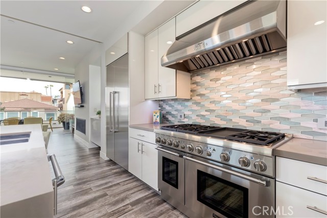 Detail Gallery Image 17 of 47 For 48 57th Pl, Long Beach,  CA 90803 - 5 Beds | 3/1 Baths