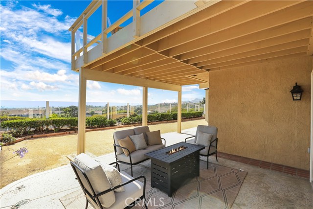 2245 Avenida Oliva, San Clemente CA: https://media.crmls.org/medias/ca38a134-4f1a-4ea9-909b-bd6219d719fe.jpg