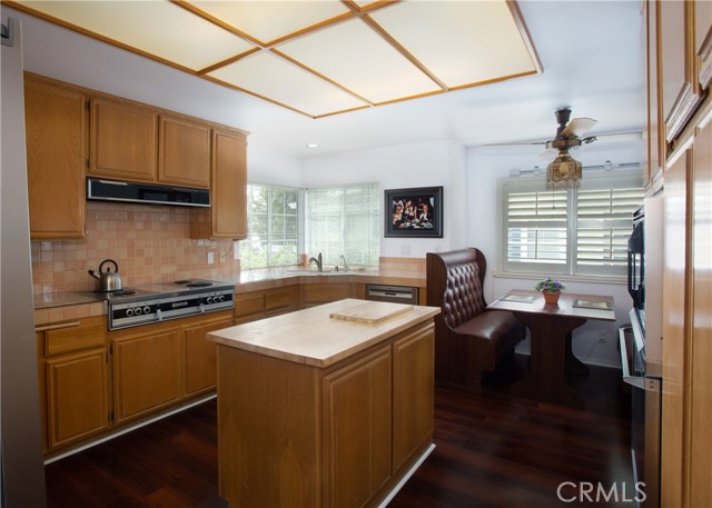 Detail Gallery Image 4 of 20 For 3541 Lilac Ave #42,  Corona Del Mar,  CA 92625 - 2 Beds | 2 Baths
