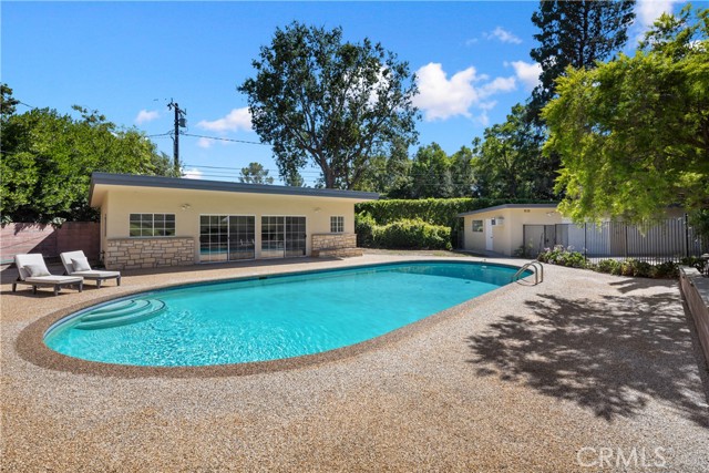 840 W Orange Grove Avenue, Arcadia CA: https://media.crmls.org/medias/ca3a6775-e5ad-4a32-af1b-ff6eb99a3ec8.jpg