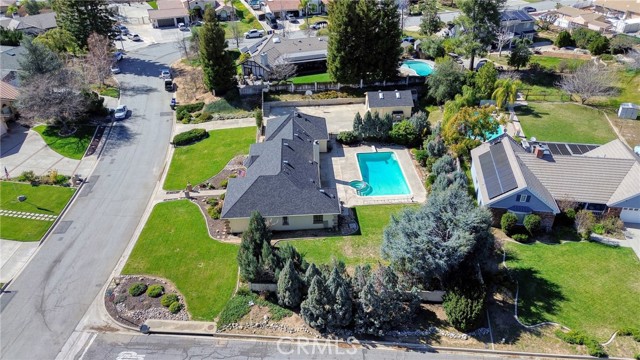 Detail Gallery Image 3 of 24 For 35562 Casa Vista, Yucaipa,  CA 92399 - 4 Beds | 2/1 Baths