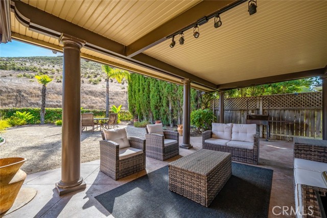 Detail Gallery Image 25 of 70 For 1590 Huckleberry Ln, San Luis Obispo,  CA 93401 - 4 Beds | 4 Baths