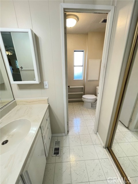 Detail Gallery Image 16 of 19 For 101 Malaga St #101,  Tustin,  CA 92780 - 2 Beds | 2 Baths