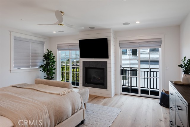 Detail Gallery Image 19 of 46 For 701 Longfellow, Hermosa Beach,  CA 90254 - 5 Beds | 5/1 Baths