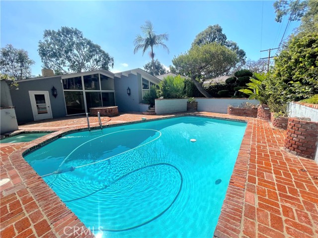 2721 Via Anita, Palos Verdes Estates, California 90274, 3 Bedrooms Bedrooms, ,2 BathroomsBathrooms,Residential,Sold,Via Anita,SB24163082