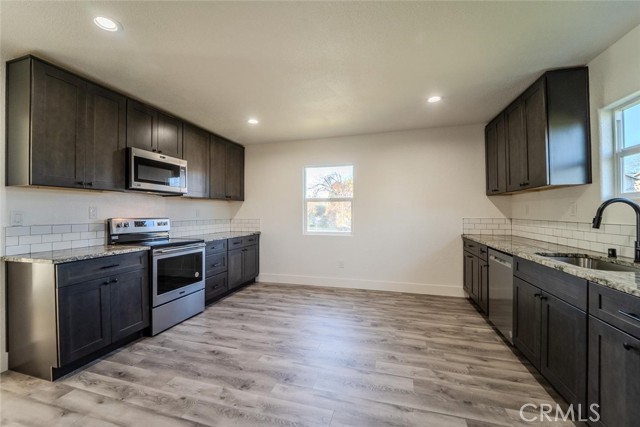 Detail Gallery Image 10 of 21 For 2418 a St, Oroville,  CA 95966 - 2 Beds | 1 Baths