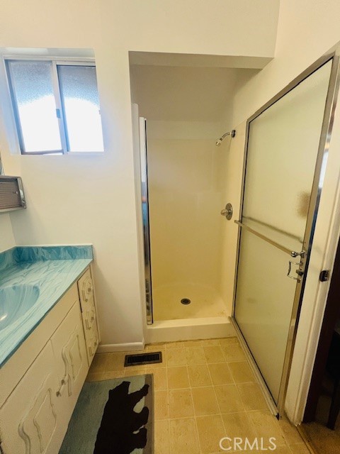 470 Dunant Drive, Crestline CA: https://media.crmls.org/medias/ca3b6d91-46a6-4f77-b79f-4588bb000de1.jpg