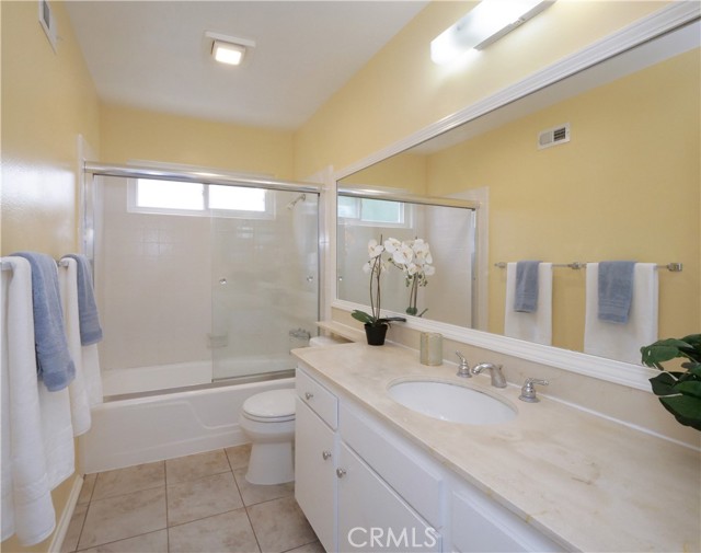 28408 Quailhill Drive, Rancho Palos Verdes CA: https://media.crmls.org/medias/ca3b7ad2-e454-45c0-87af-d6eab71ffbca.jpg