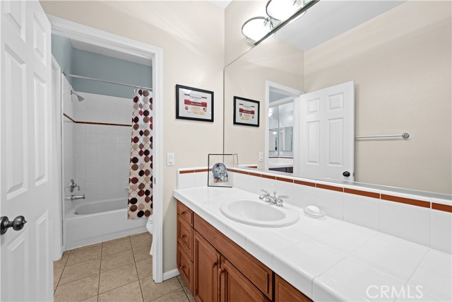 Detail Gallery Image 41 of 65 For 26865 Grey Pl, Stevenson Ranch,  CA 91381 - 5 Beds | 5 Baths