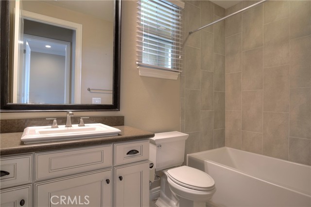 Detail Gallery Image 32 of 54 For 54 Carrington, Irvine,  CA 92620 - 4 Beds | 4 Baths