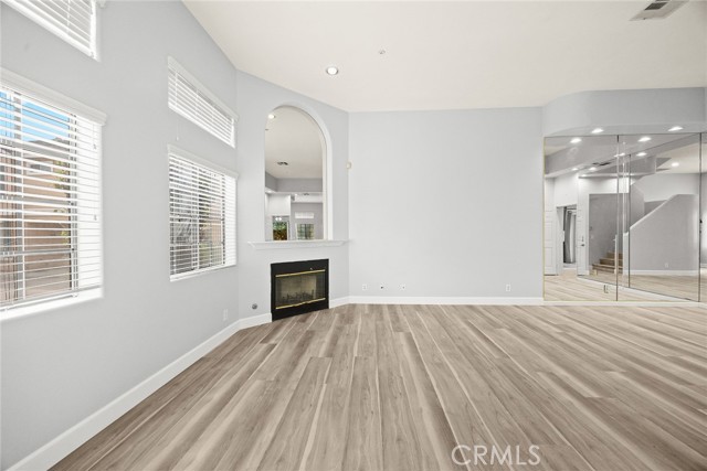 Detail Gallery Image 4 of 30 For 319 California St #F,  Arcadia,  CA 91006 - 3 Beds | 2/1 Baths