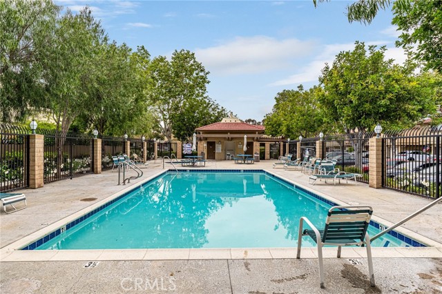 Detail Gallery Image 16 of 21 For 21306 Tupelo Ln #5,  Lake Forest,  CA 92630 - 2 Beds | 2 Baths