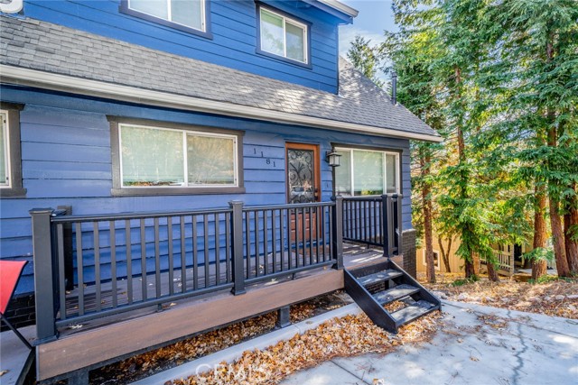 Detail Gallery Image 3 of 56 For 1181 Voltaire, Lake Arrowhead,  CA 92352 - 4 Beds | 3 Baths