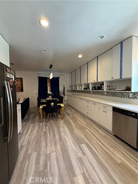 Detail Gallery Image 24 of 44 For 15974 Golden Meadow Ln, Victorville,  CA 92394 - 3 Beds | 2/1 Baths