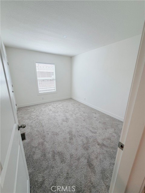 Detail Gallery Image 14 of 19 For 16860 Slover Ave #67,  Fontana,  CA 92337 - 3 Beds | 2 Baths