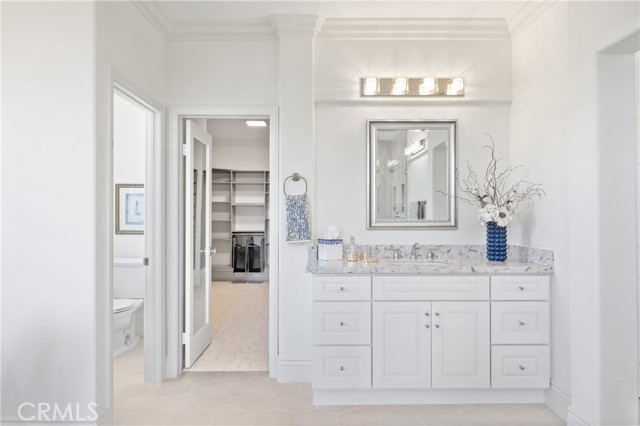 11 Chaparral Court, Rancho Santa Margarita CA: https://media.crmls.org/medias/ca3f25bf-7009-4584-ad71-35e3e50658fa.jpg